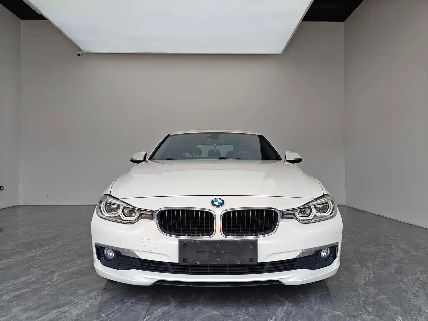 BMW 3 Series 2016 320Li Progressive фото 2
