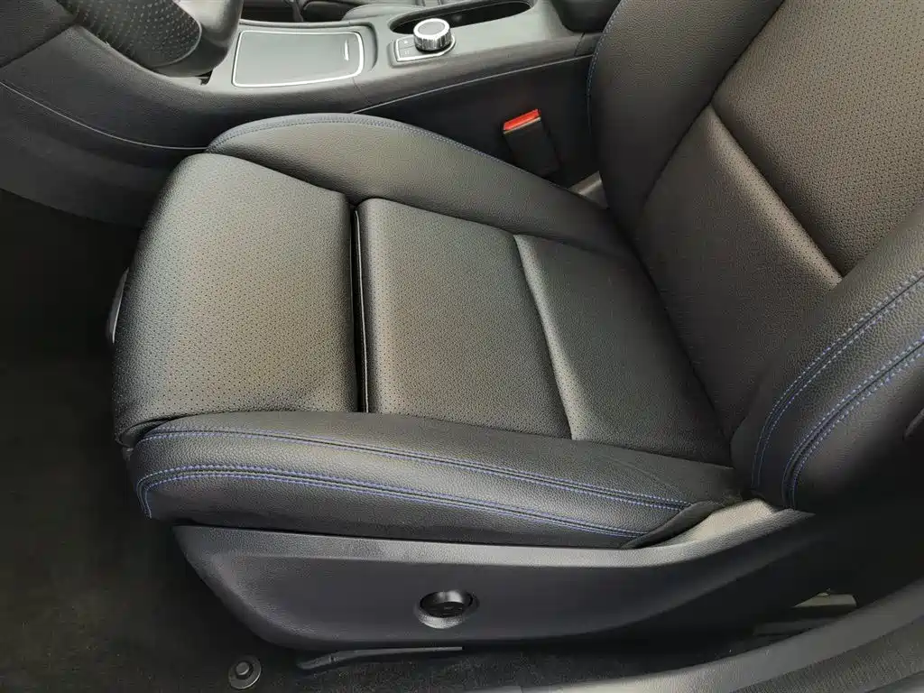 Mercedes-Benz GLA 2019 GLA 200 Dynamic фото 20