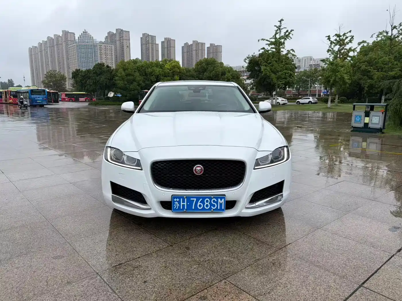 Jaguar XFL 2017 XFL 2.0T 200PS Elite Edition фото 2