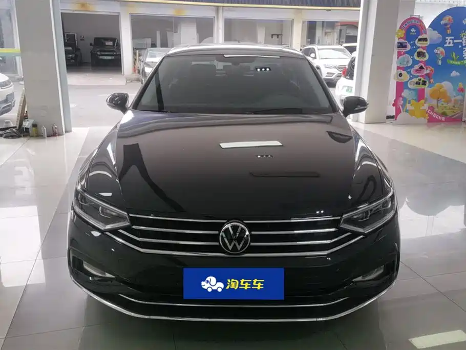 Volkswagen Magotan 2020 330TSI DSG Leading фото 2
