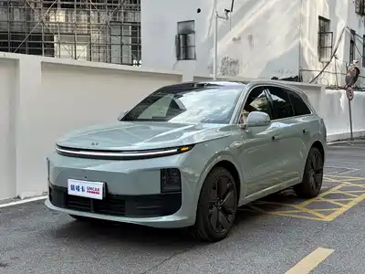 Li Auto L6