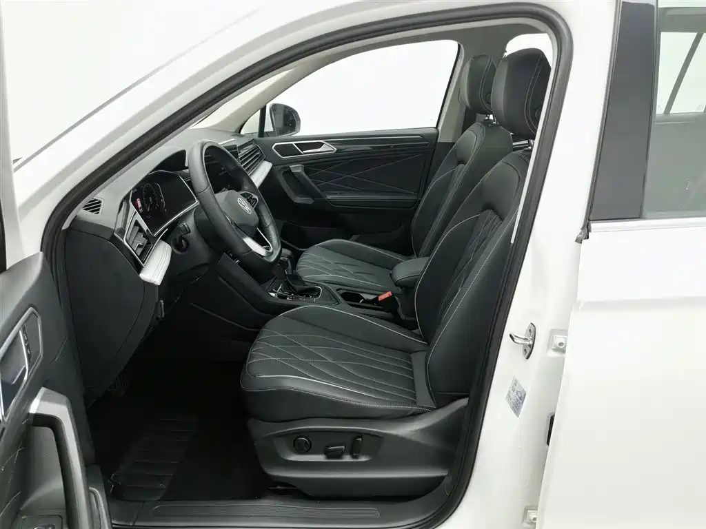 Volkswagen Tiguan L 2022 330TSI Automatic 2WD Smart Edition фото 10