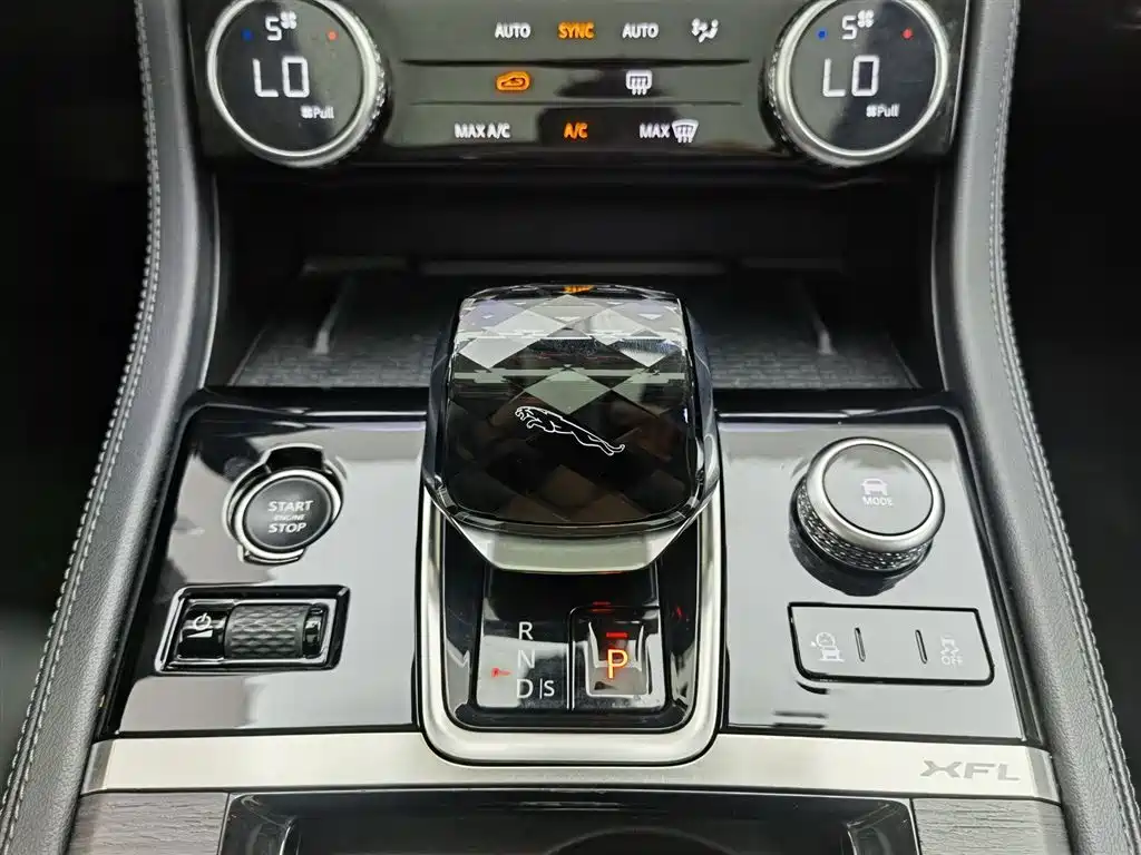 Jaguar XFL 2021 XFL 2.0T P200 2WD Elite Luxury Edition фото 13