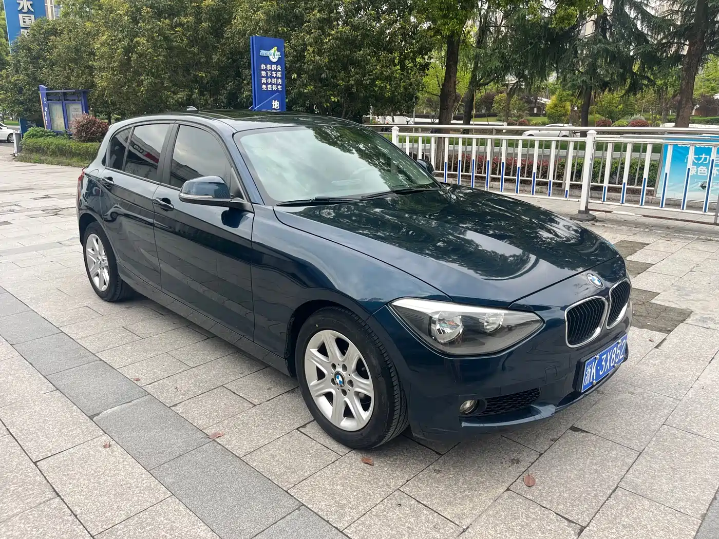 BMW 1 Series (Import) 2013 Facelift 116i Leading Model фото 3