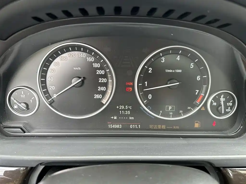 BMW 5 Series 2012 523Li Luxury фото 12