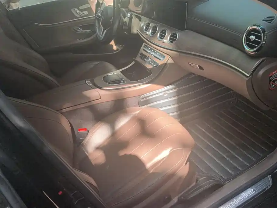Mercedes-Benz E-Class 2020 E 300 L Fashion фото 8