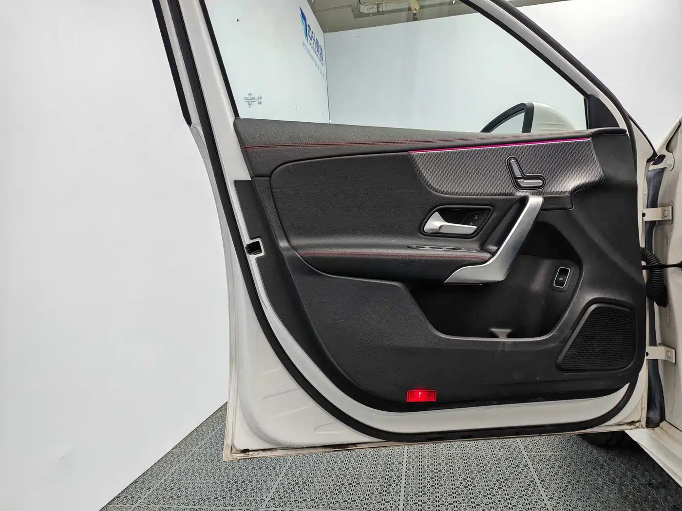 Mercedes-Benz A-Class 2023 A 200 L Fashion фото 13