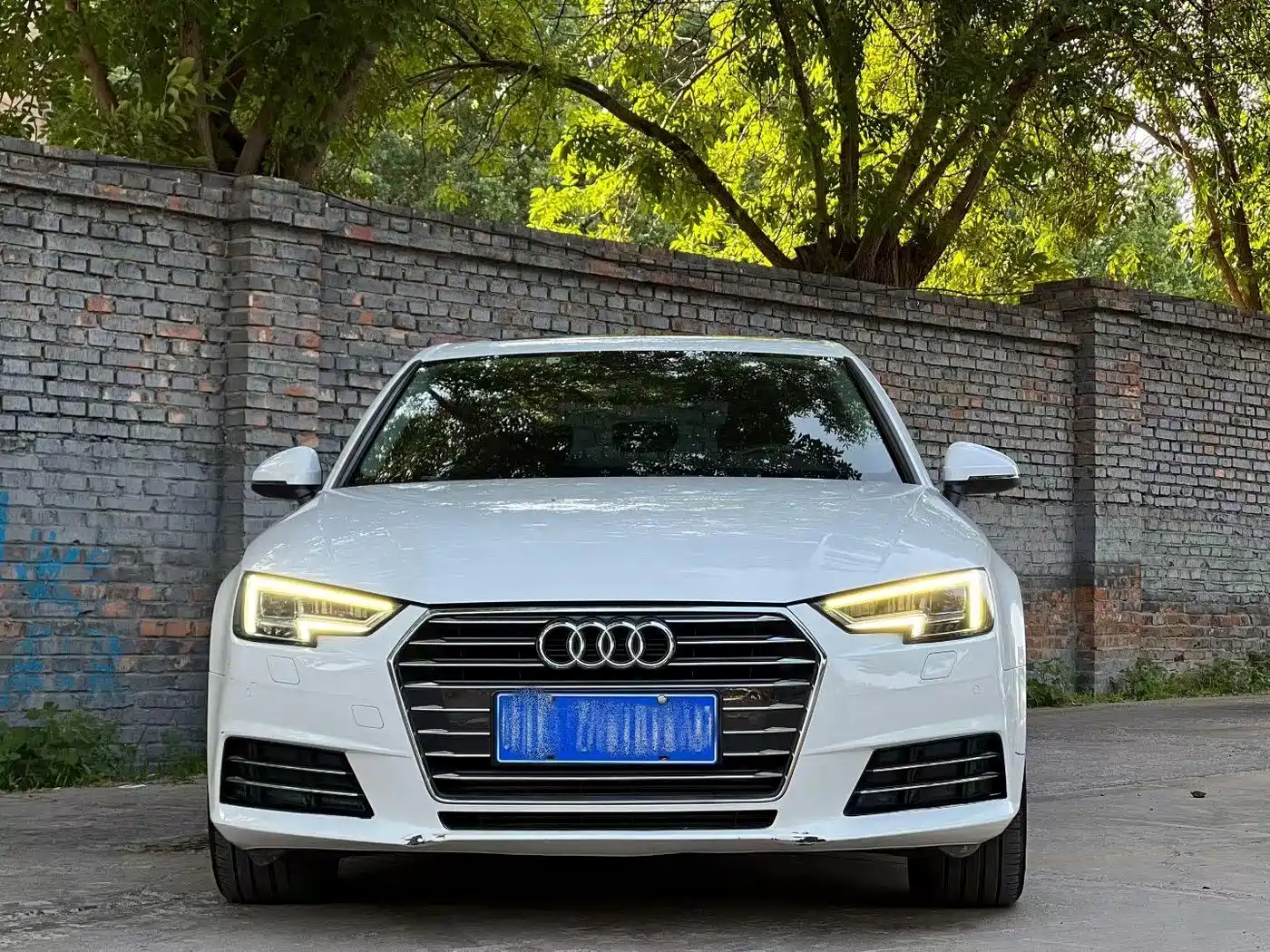 Audi A4L 2017 Plus 40 TFSI Fashion фото 2