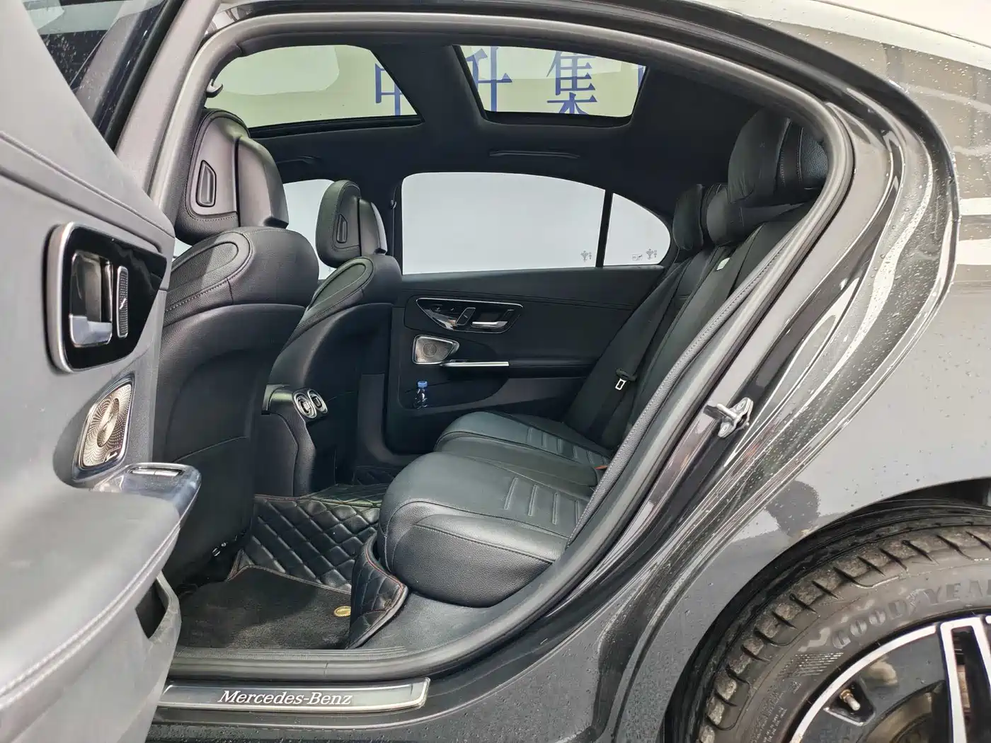 Mercedes-Benz C-Class 2023 C 260 L Night Edition Sport фото 12