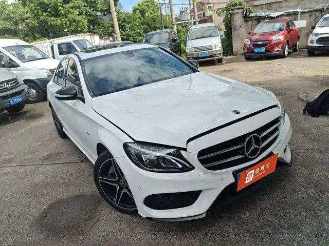 Mercedes-Benz C-Class 2018 C 200 Sport 4MATIC Edition — фото 2