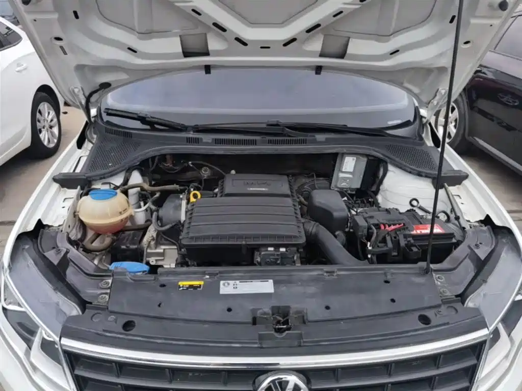 Volkswagen Jetta 2019 Dream Edition 1.5L Manual Fashion фото 20