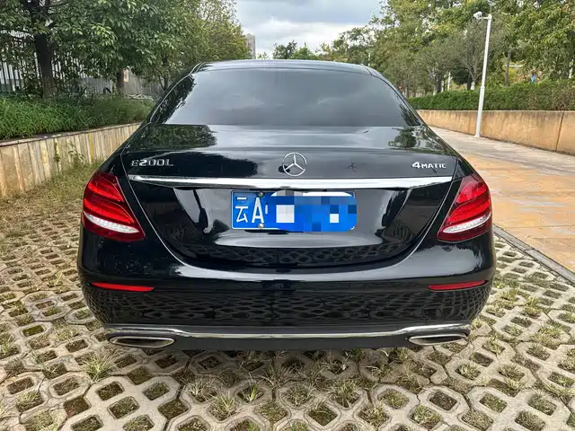 Mercedes-Benz E-Class 2017 E 200 L 4MATIC — фото 5