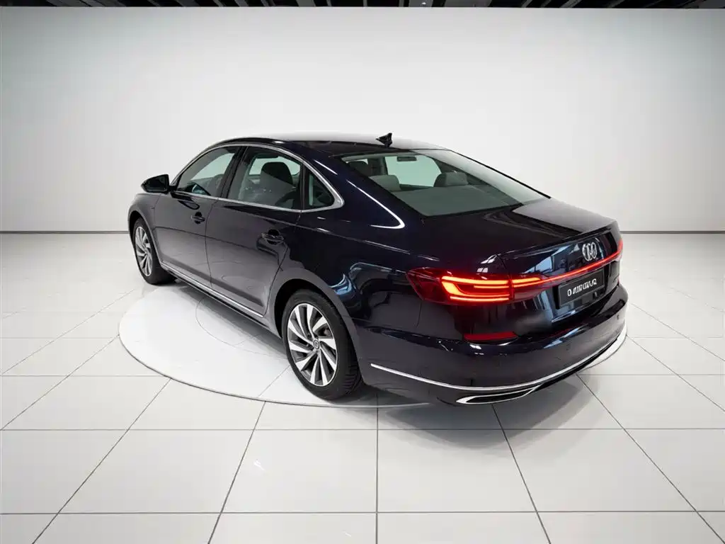 Volkswagen Passat New Energy 2022 430PHEV Hybrid Elite Edition фото 23