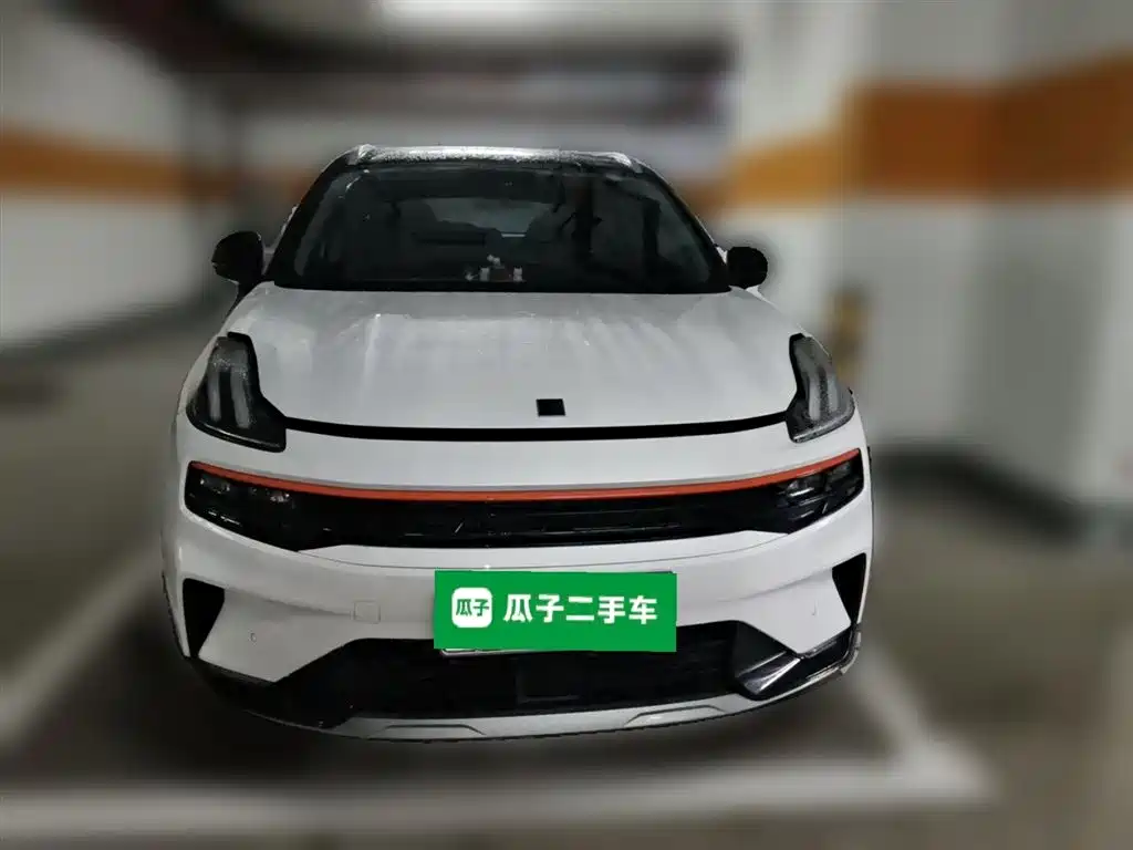 Lynk & Co 06 2020 1.5T Halo фото 24