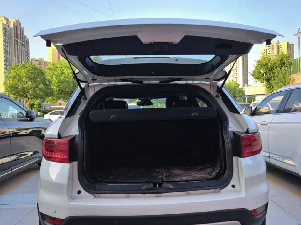 Landwind X7 2018 2016 2.0T Panorama Luxury