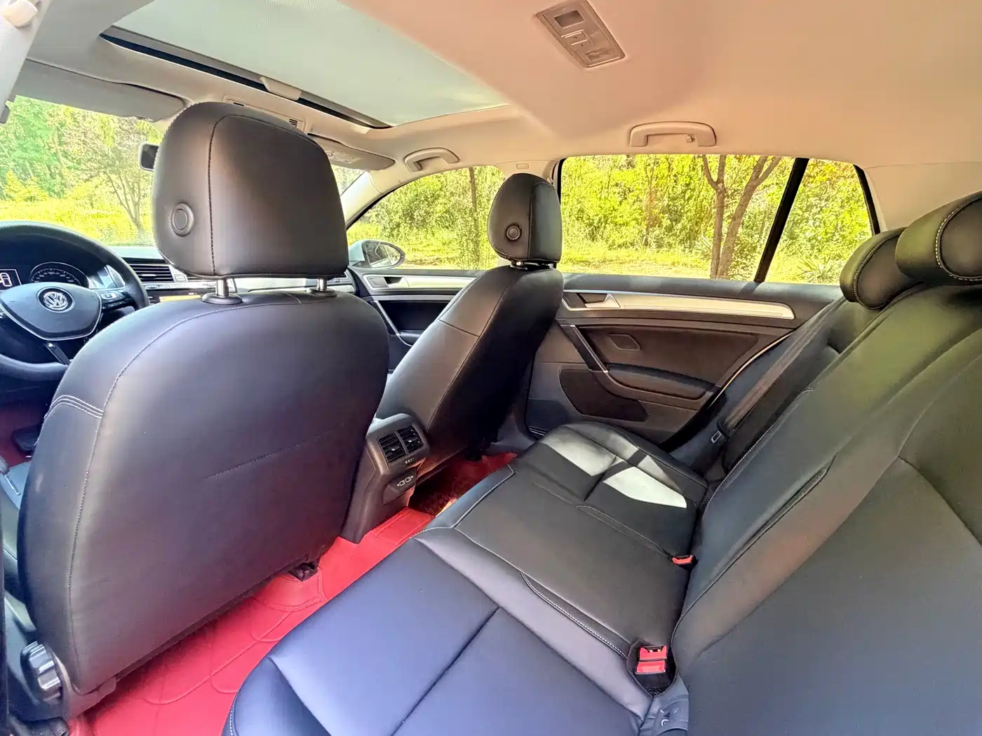 Volkswagen Golf 2020 200TSI DSG Comfort фото 8