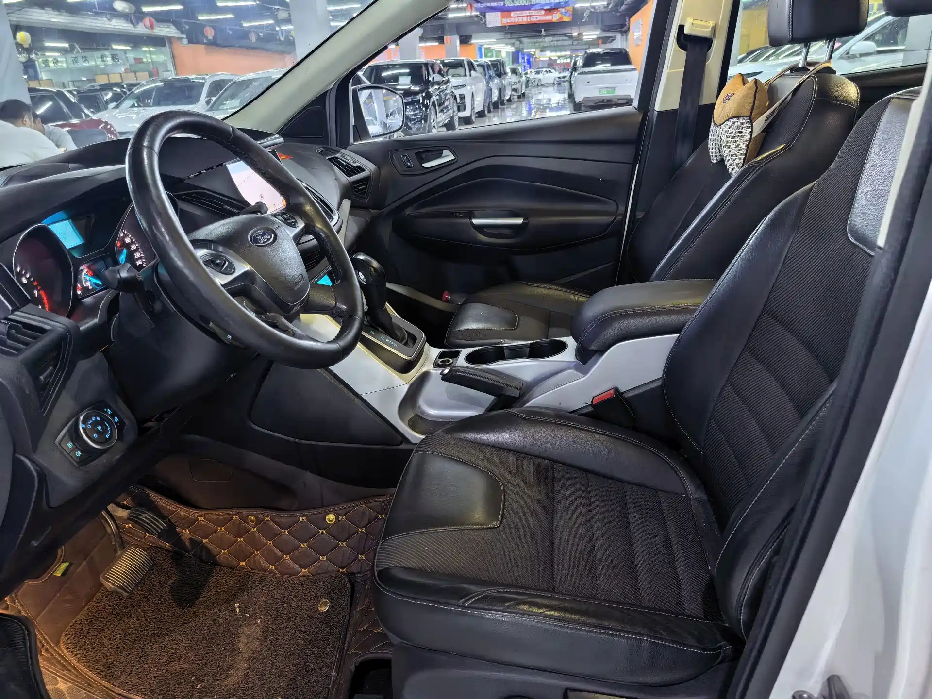 Фото 3 - Ford Kuga