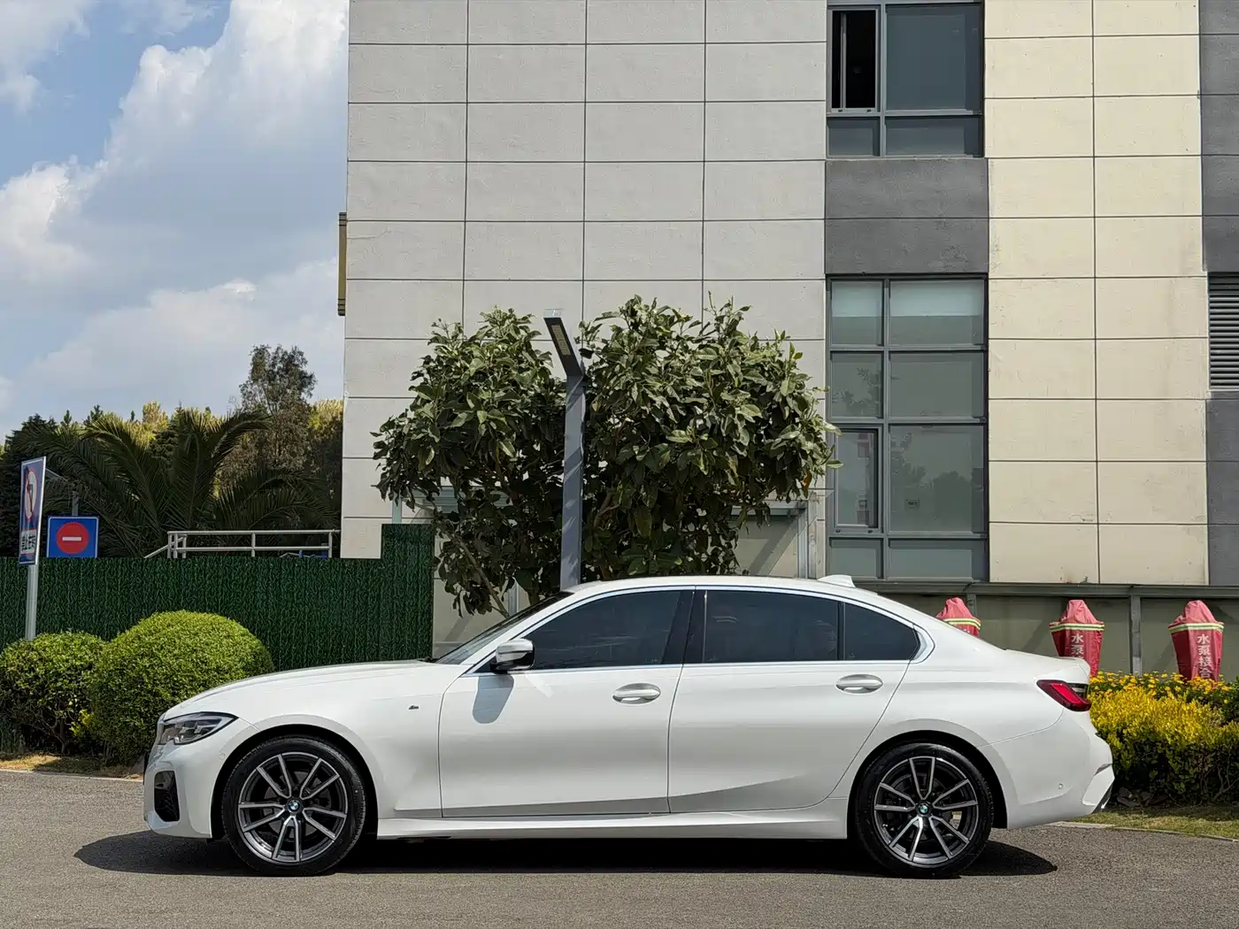 BMW 3 Series 2022 Facelift 325Li M Sport Package фото 4
