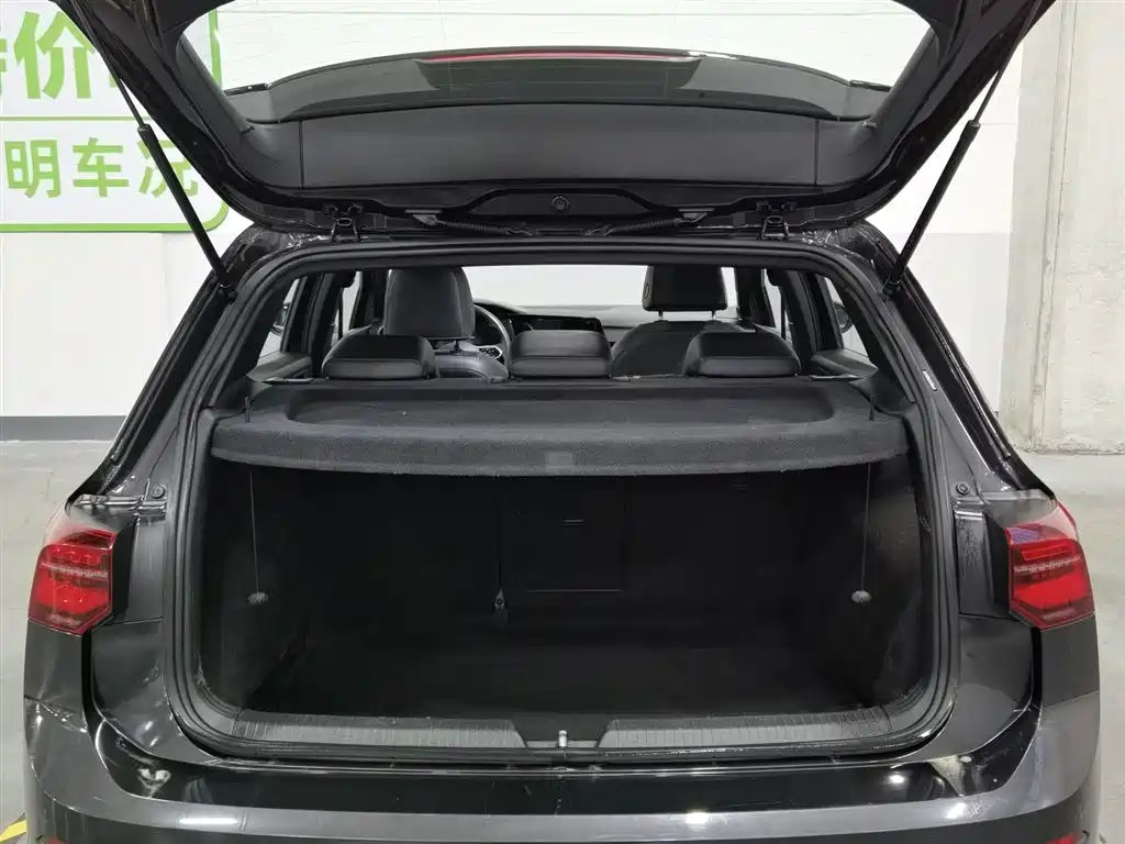 Volkswagen Golf 2021 280TSI DSG R-Line фото 16