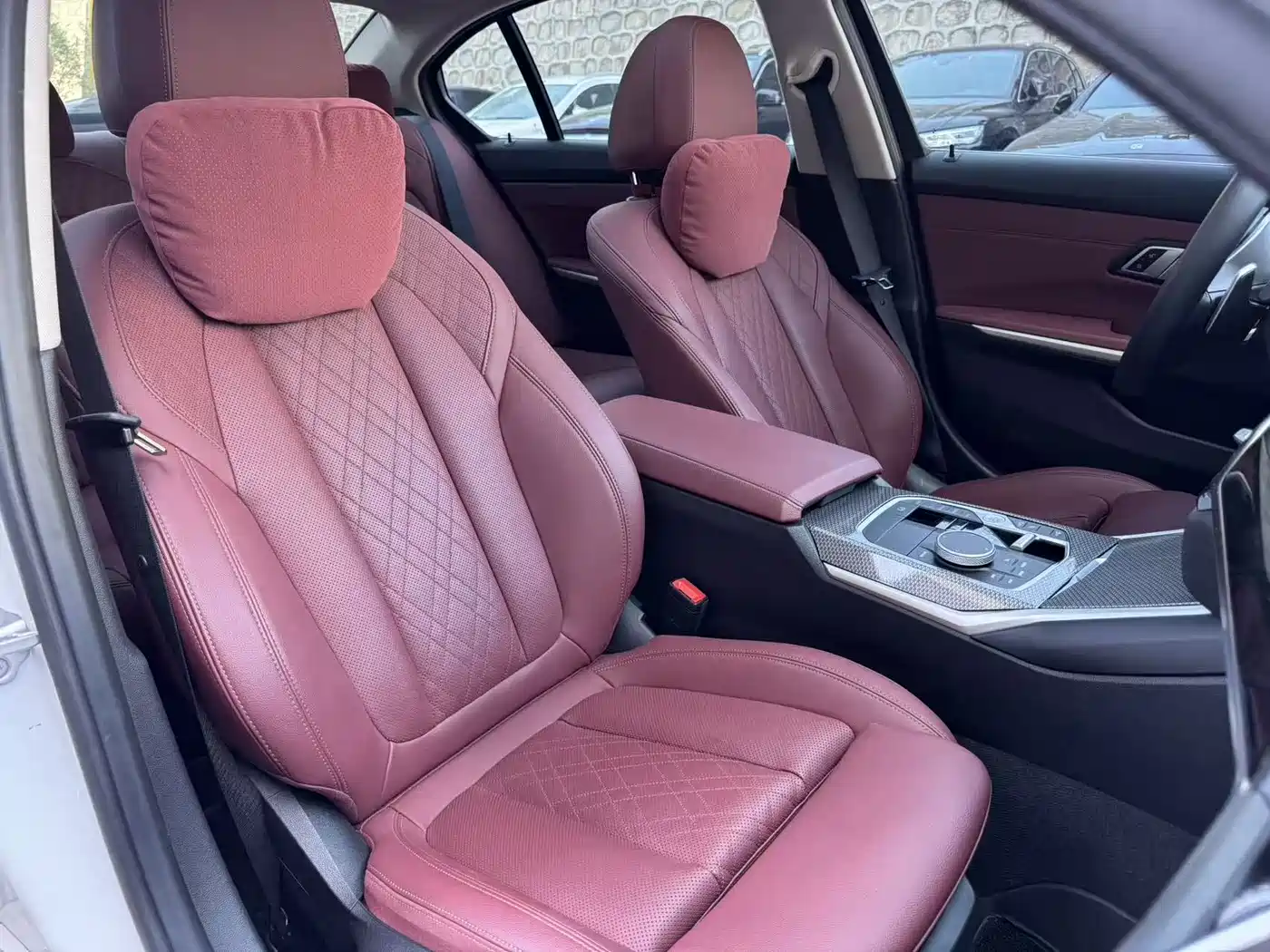 BMW 3 Series 2024 320i M Sport Package фото 14