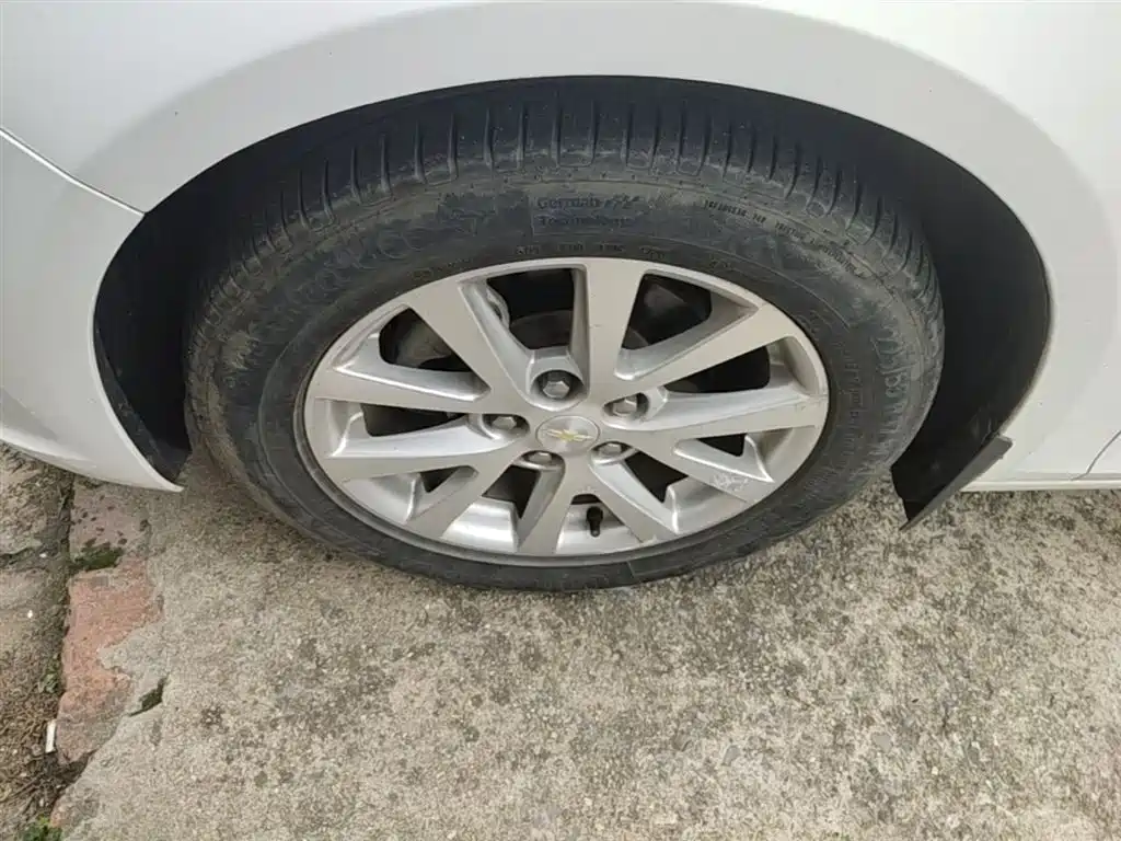 Chevrolet Malibu 2014 2.0L Automatic Luxury фото 23