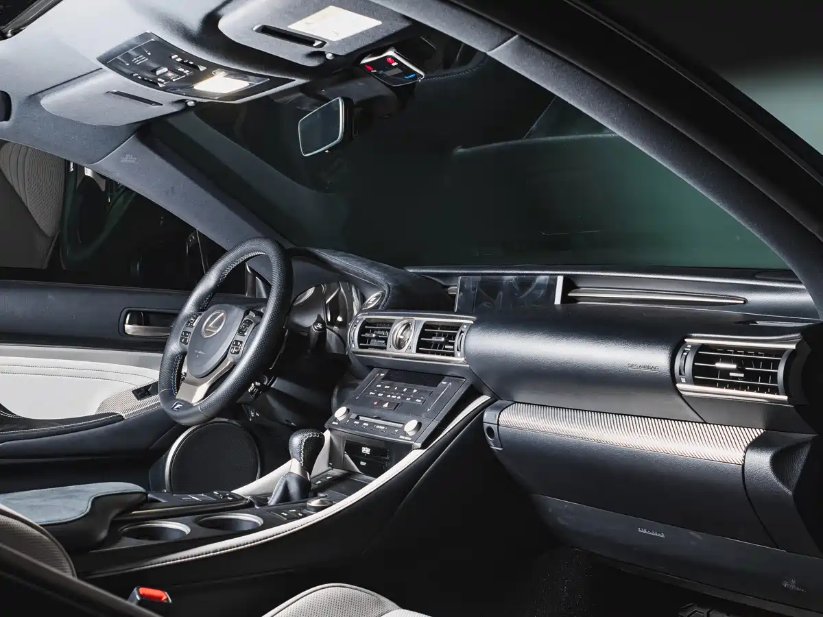 Lexus RC F 2015 F 5.0L Peak Edition фото 14
