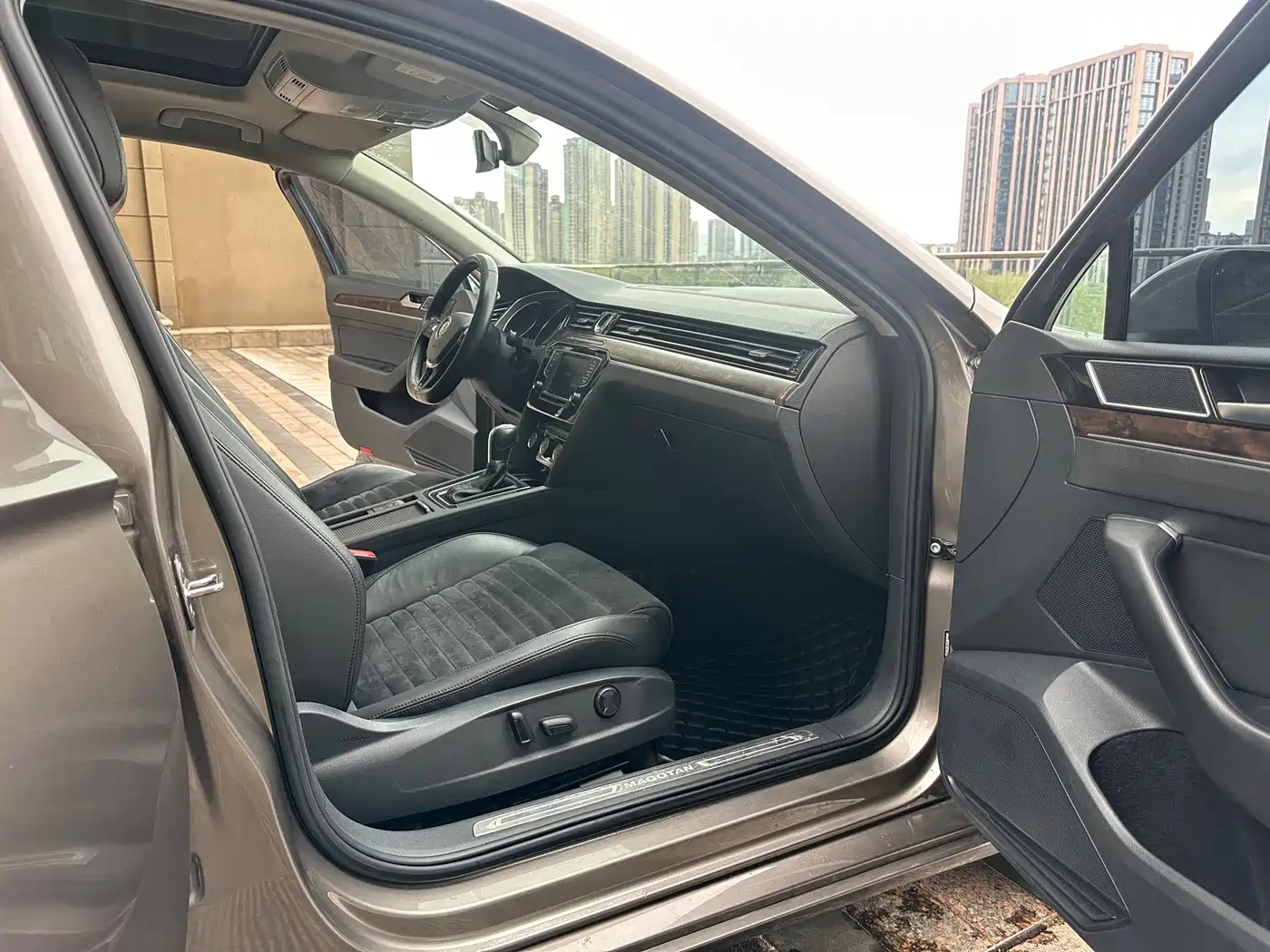 Volkswagen Magotan 2017 330TSI DSG Luxury фото 12