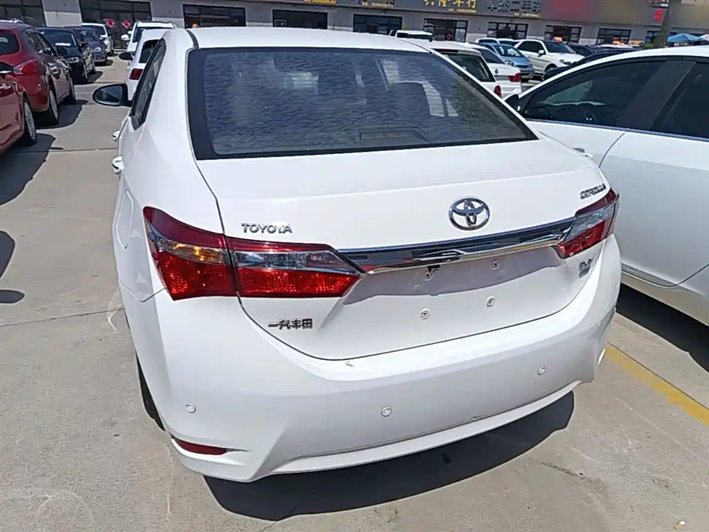 Toyota Corolla 2018 1.2T S-CVT GL Smart Edition фото 6
