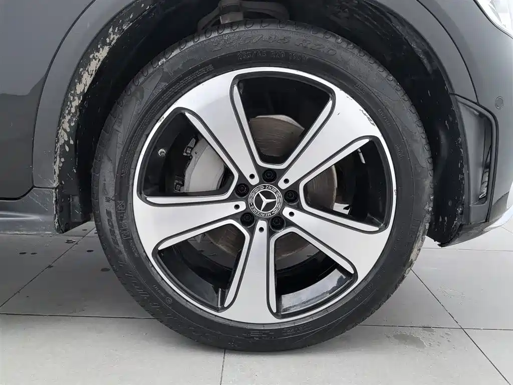 Mercedes-Benz GLC 2022 Facelift GLC 300 L 4MATIC Dynamic Collector's Edition фото 17