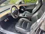 Фото 6 - Tesla Model 3