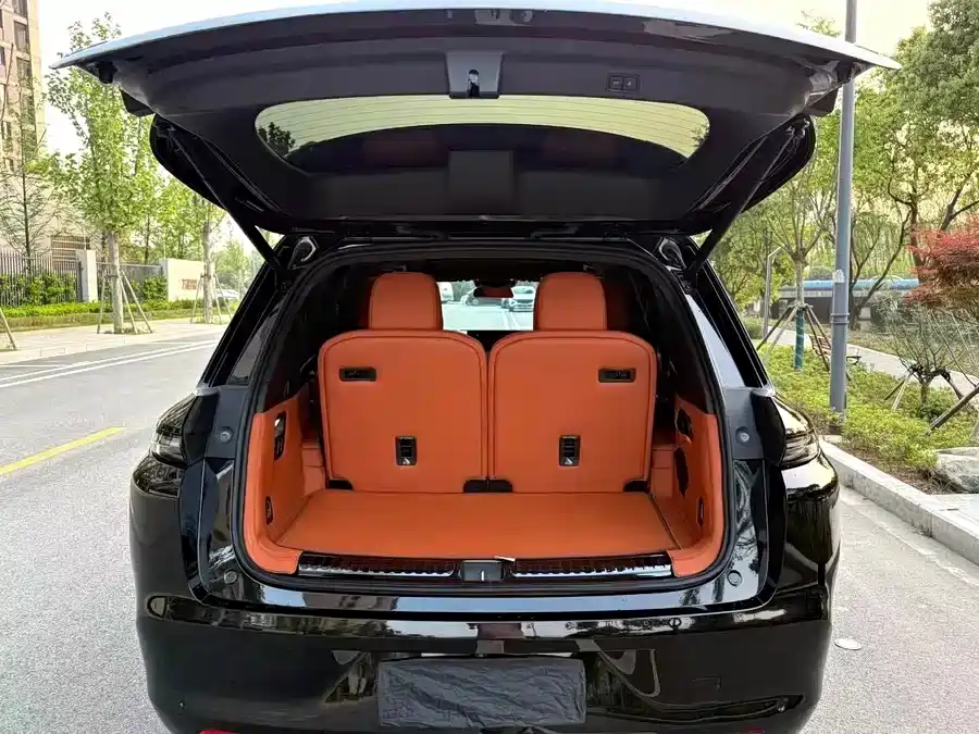 Li Auto Li L8 2023 Pro фото 10