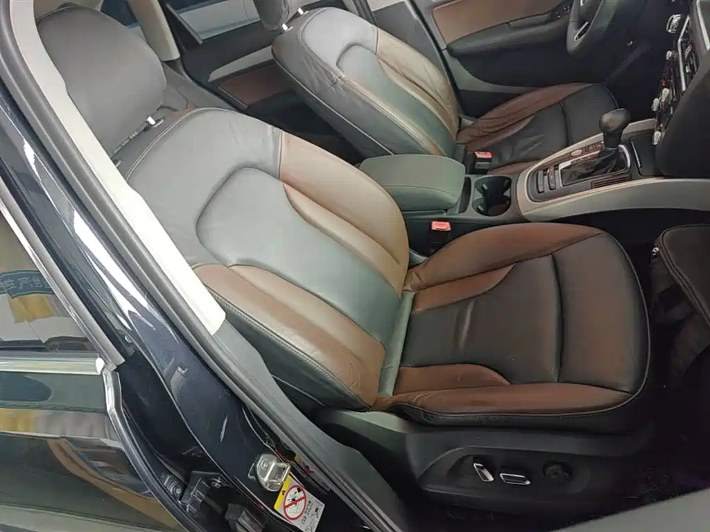 Audi Q5 2018 Collector's Edition 40 TFSI Technology фото 25