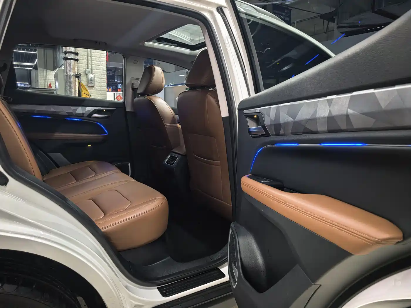 GEELY AUTOMOBILE VISION X6