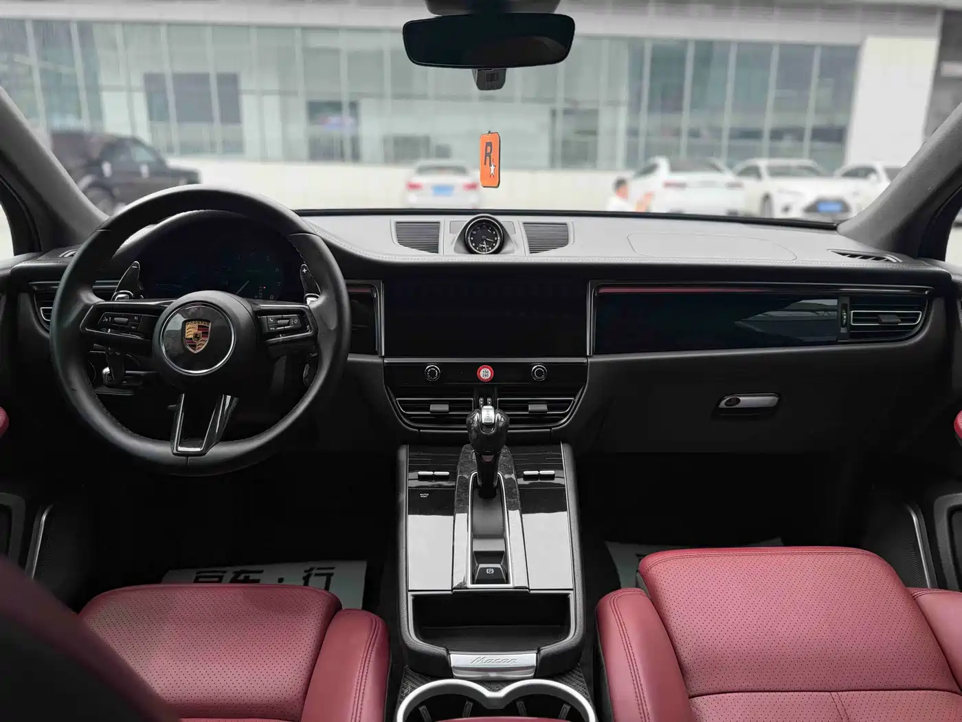 Porsche Macan 2022 Macan 2.0T фото 7