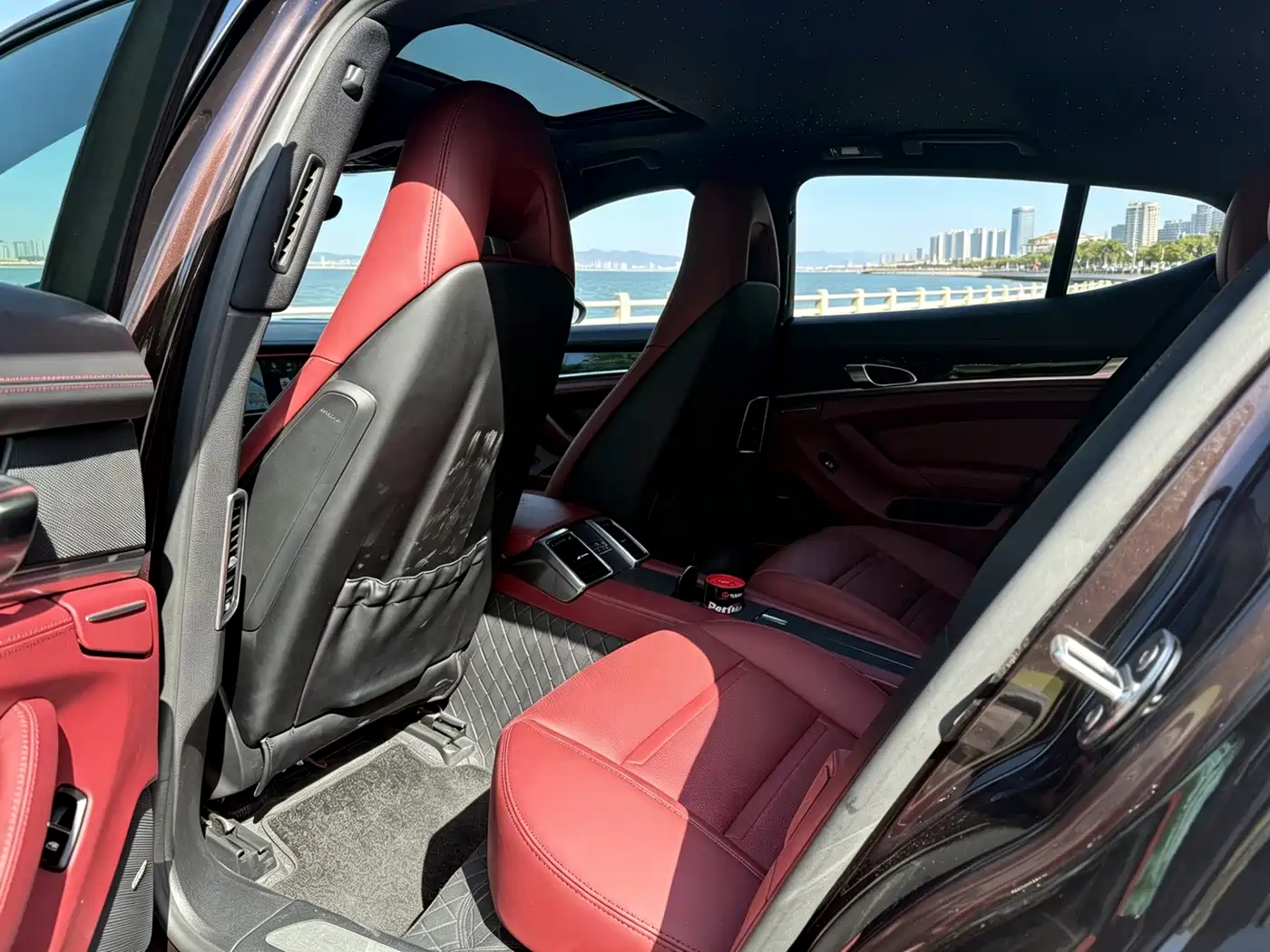 Porsche Panamera 2010 Panamera 3.6L фото 16