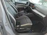 Photo 20 - Volkswagen Golf