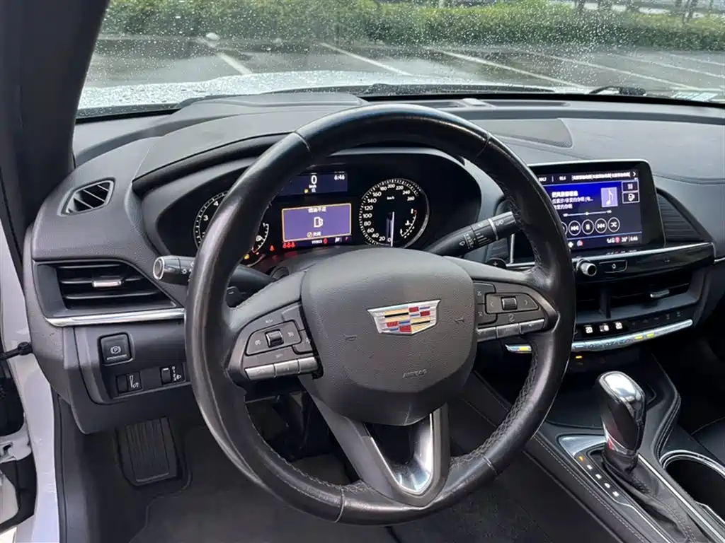 Cadillac CT4 2021 28T Fashion Edition фото 20