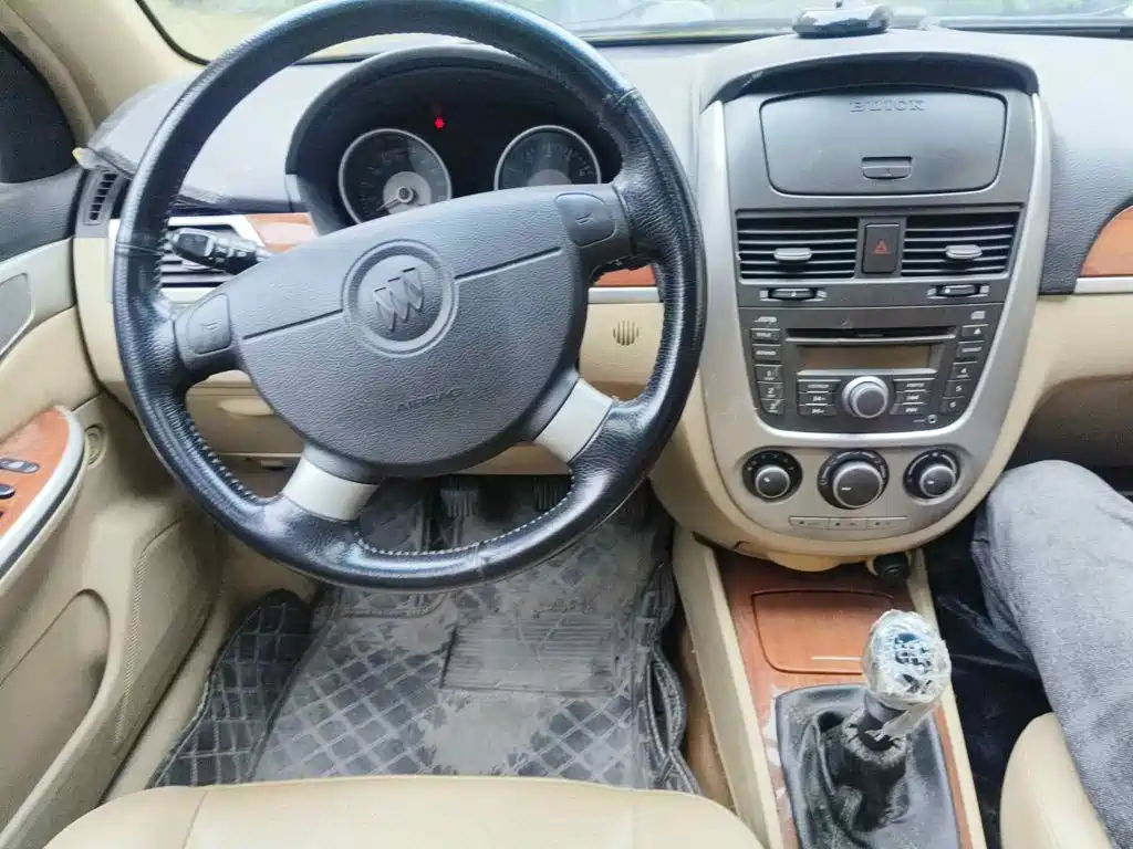 صورة 12 - Buick Excelle