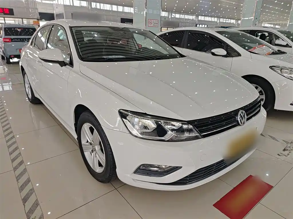 Volkswagen Lamando 2017 230TSI DSG Trend Edition фото 4