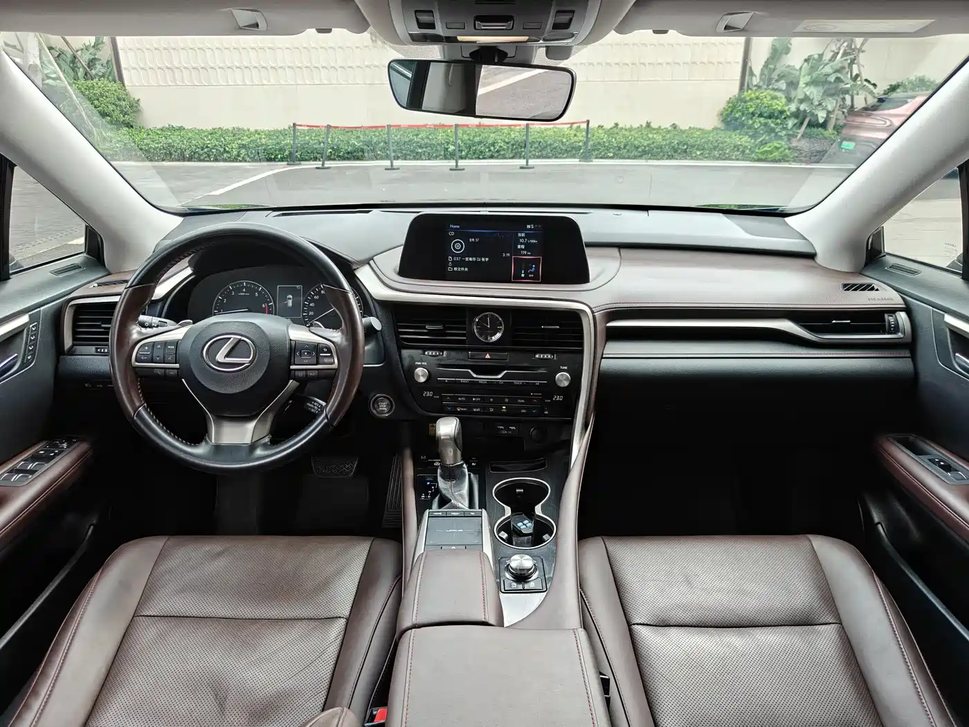 Lexus RX 2020 Facelift 300 2WD Comfort Edition фото 7