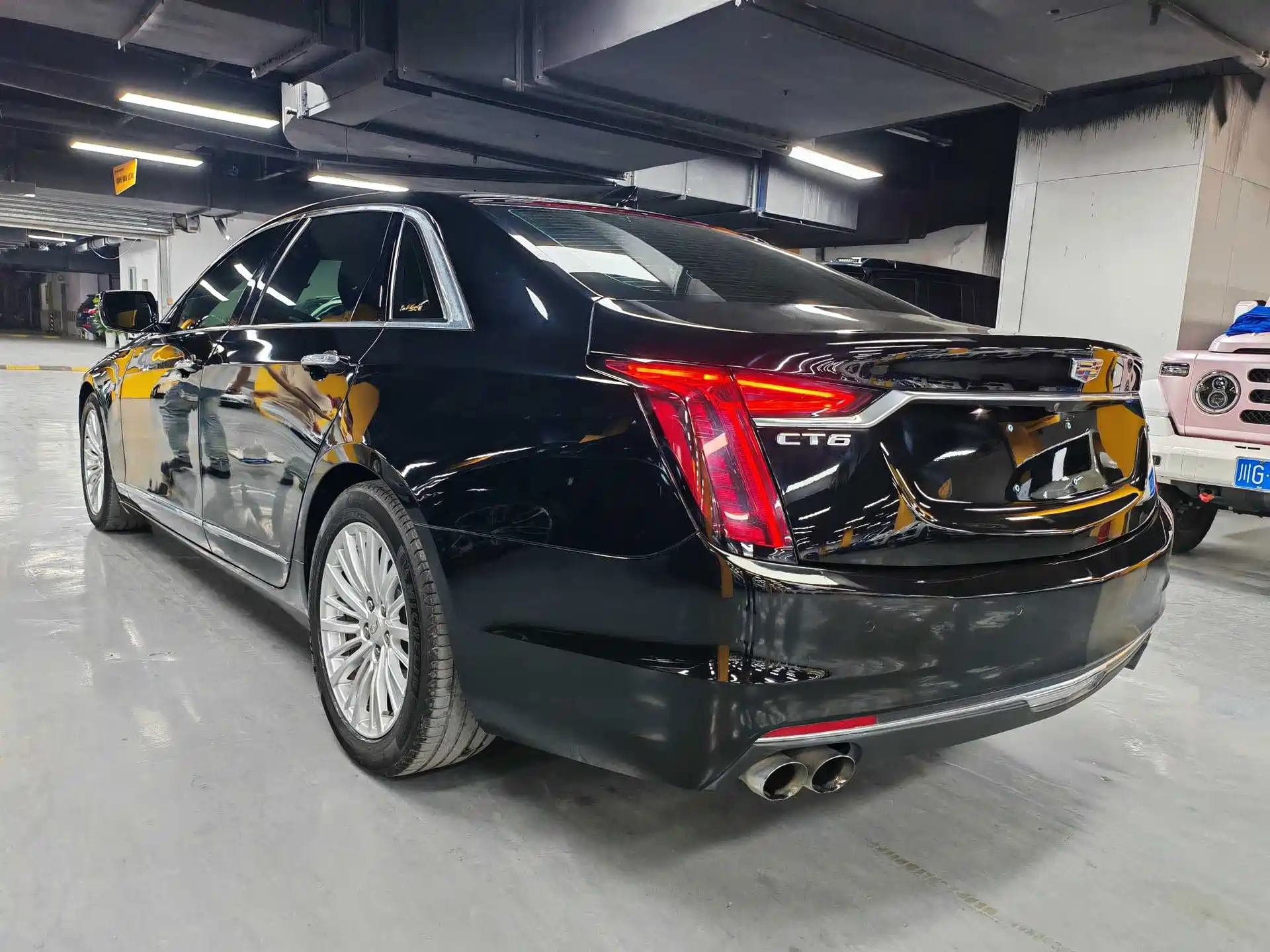 Фото 9 - Cadillac CT6