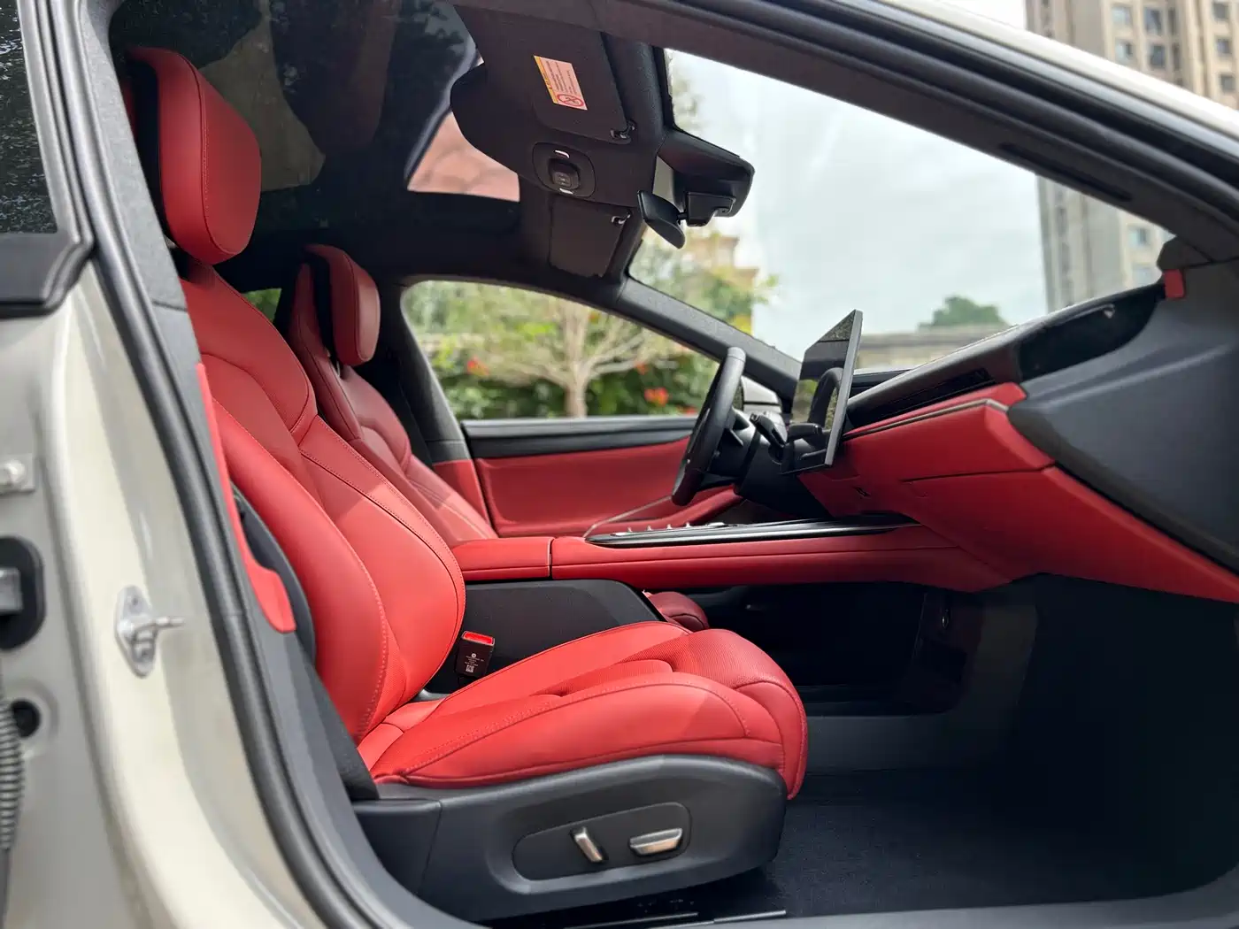 Xiaomi Auto Xiaomi SU7 2024 RWD Ultra Long Range Advanced Smart Driving Pro Edition фото 16