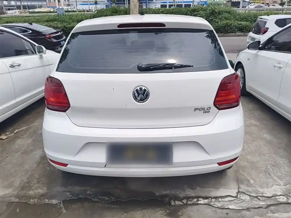 Volkswagen Polo 2018 1.5L Auto Safe Drive фото 6