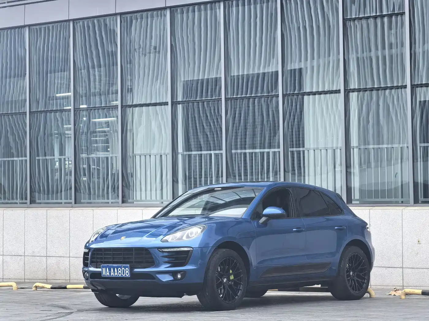 Porsche Macan 2016 Macan 2.0T фото 3
