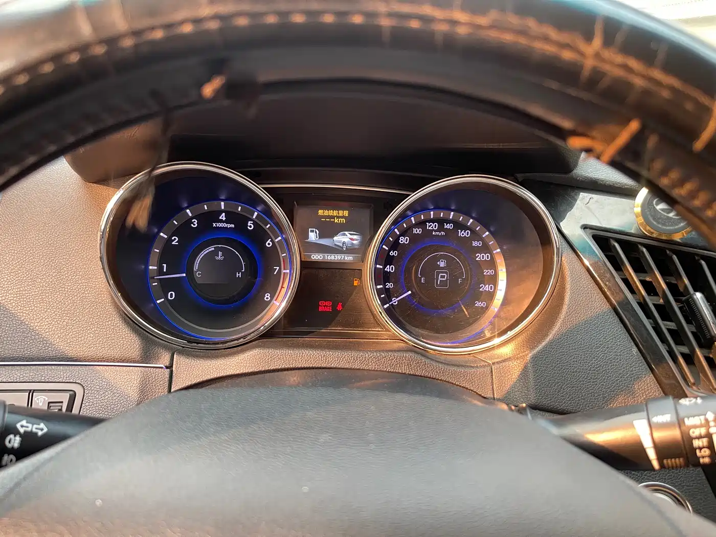 Hyundai Sonata 2013 2.0L Automatic Luxury Edition фото 8