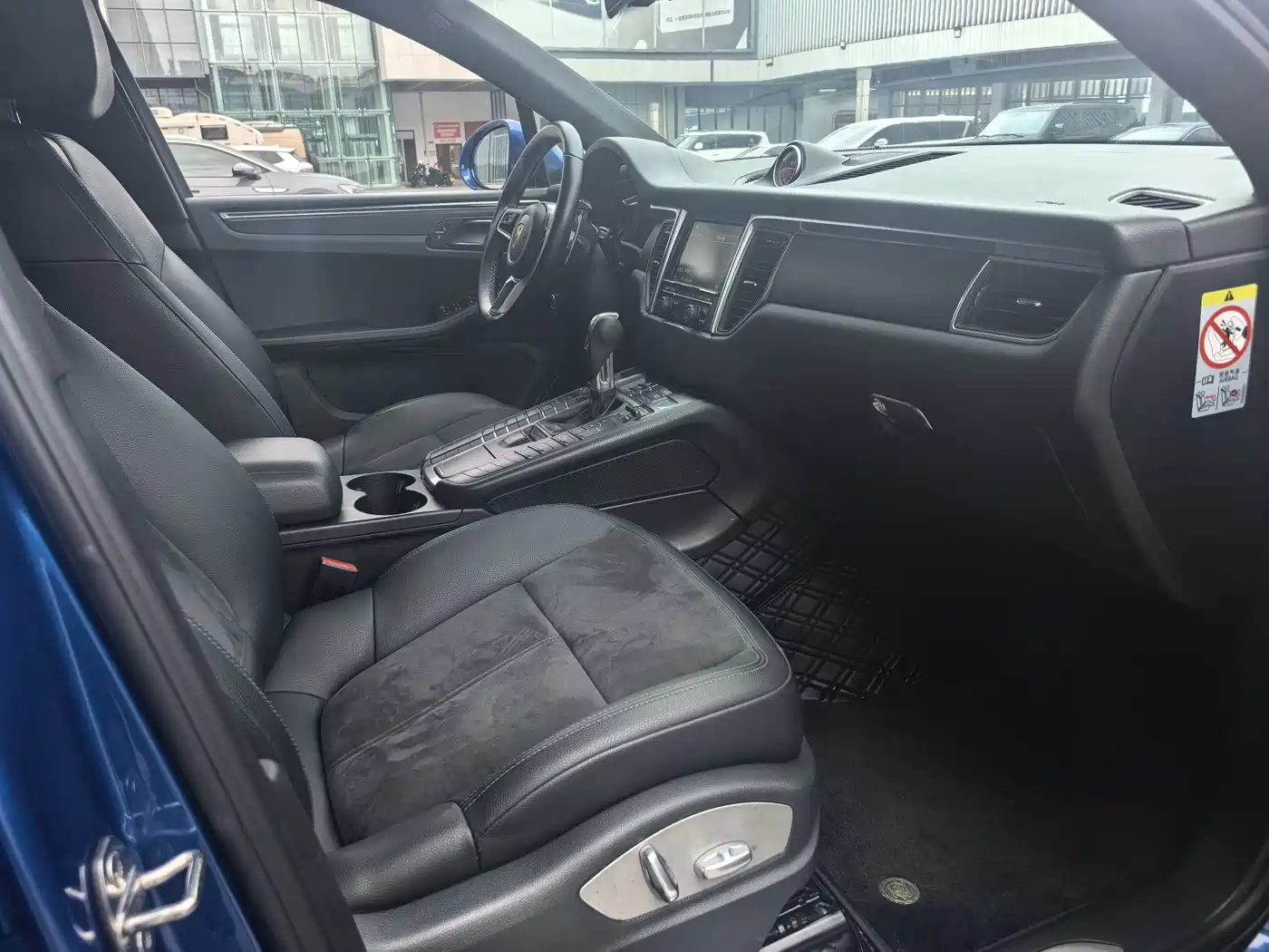 Porsche Macan 2016 Macan 2.0T фото 10