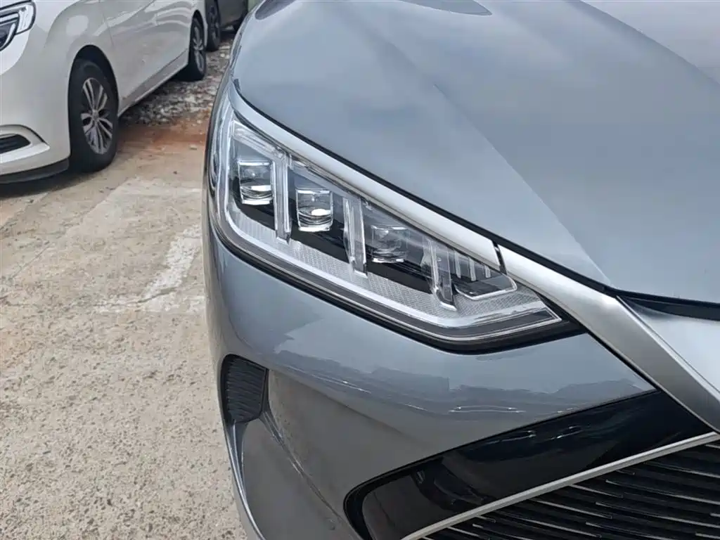 BYD Song PLUS PHEV 2021 DM-i 51KM Honor фото 13