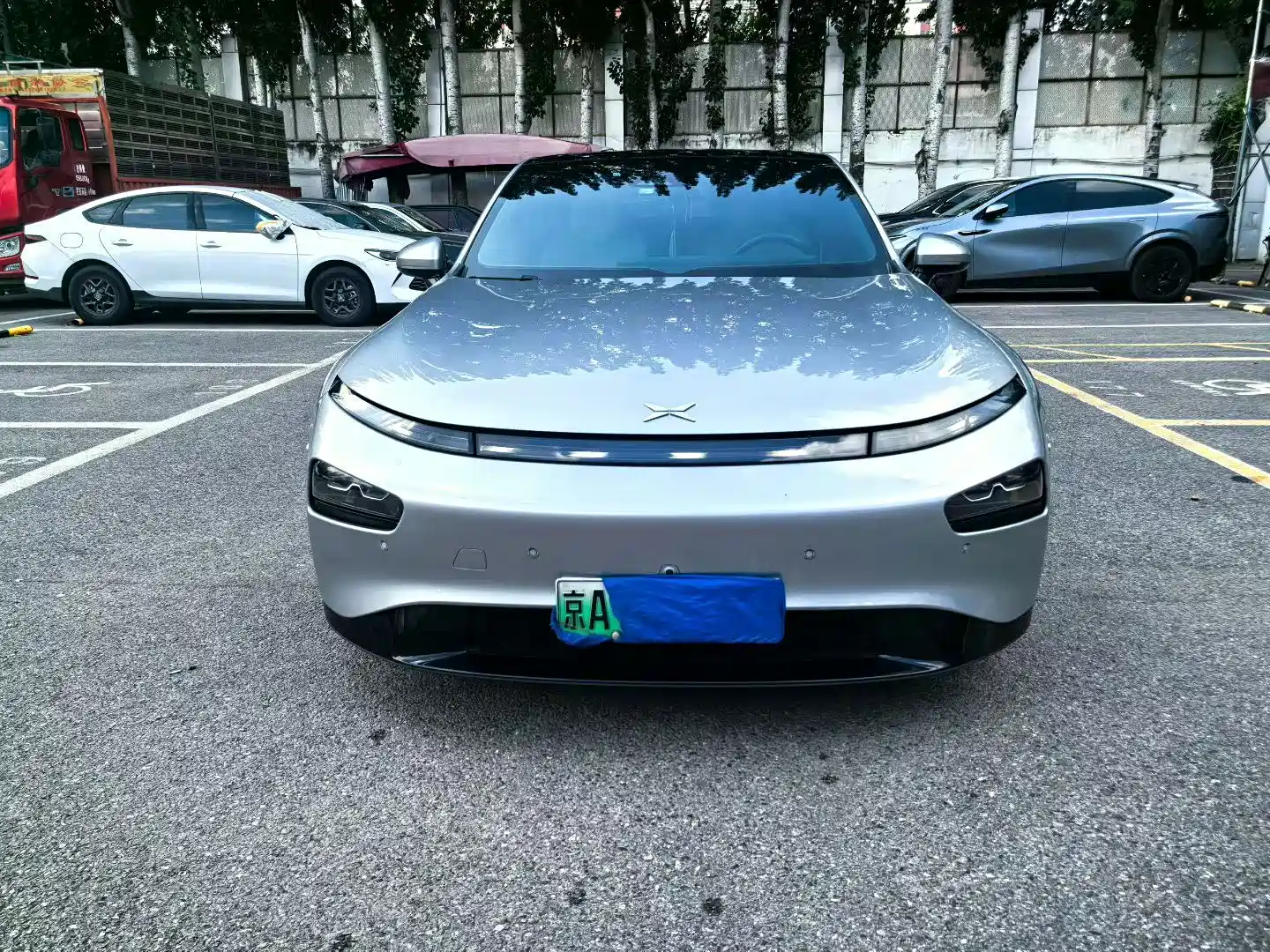 Фото 2 - XPeng P7