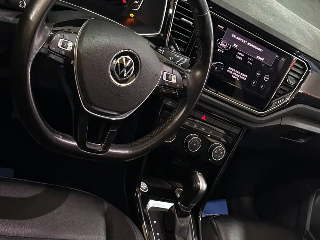 Volkswagen T-ROC 2020 280TSI DSG 2WD Comfort фото 22