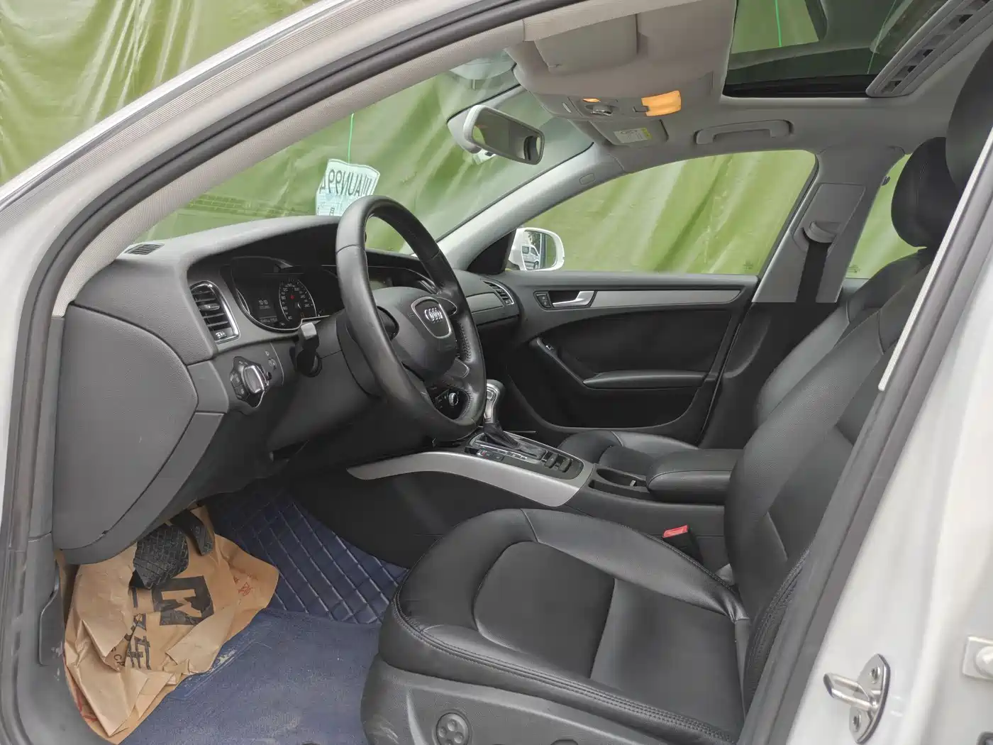 Audi A4L 2013 30 TFSI Automatic Comfort фото 6